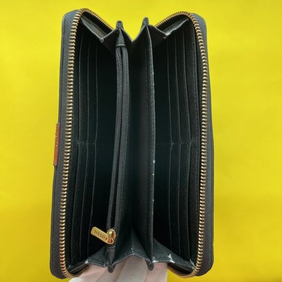 Fossil Keyper Coated Canvas Wristlet Wallet, Navy, Cream, Brown - Picture 9 of 16